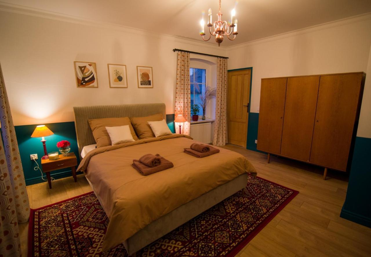 Apartament Retro Paczkow Bagian luar foto